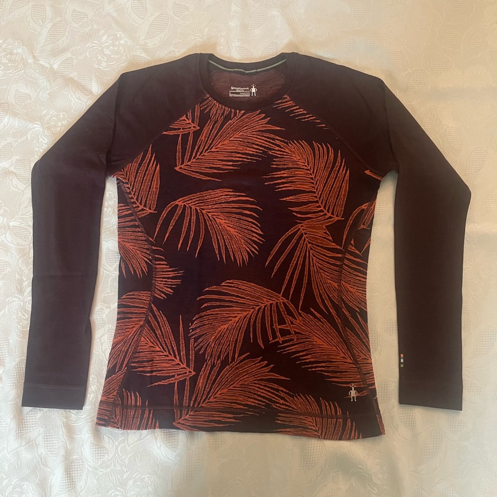 Smartwool Maroon and Orange Patterned top